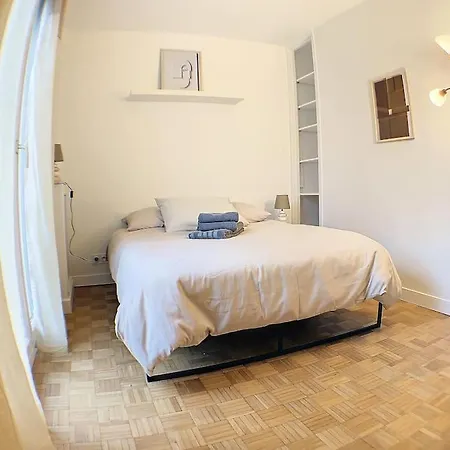 2 Bedrooms アパート *